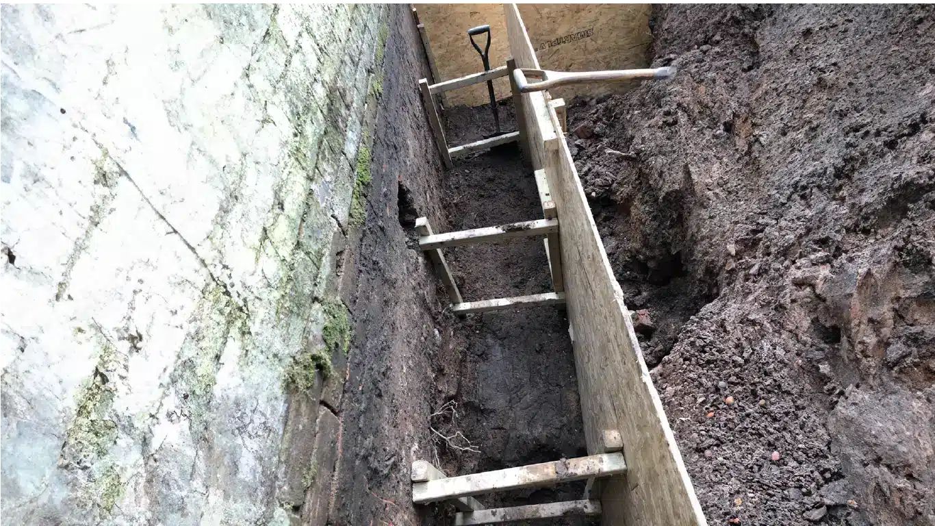 Deep excavation near neighbour